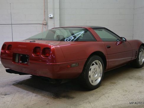 Used 1994 Chevrolet Corvette Coupe image 4
