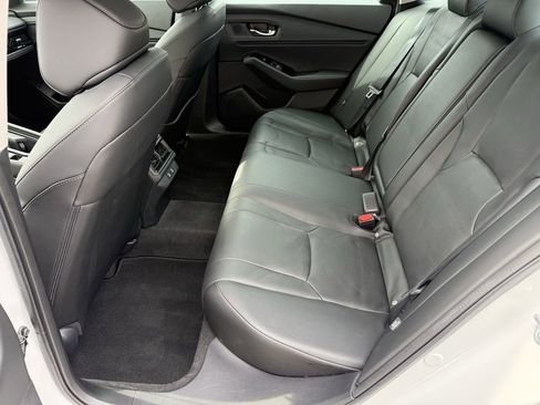 Used 2023 Honda Accord Touring image 11