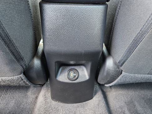 Used 2022 Kia Rio S FWD image 11