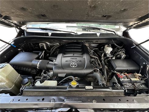 Used 2016 Toyota Tundra SR5 w/ TRD Off Road Package AWD/4WD image 29