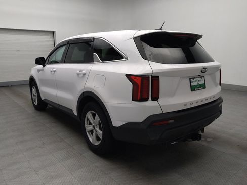 Used 2021 Kia Sorento LX image 5