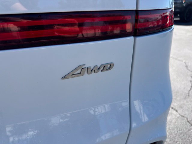 Used 2025 Genesis GV70 2.5T AWD/4WD image 11
