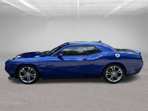 Used 2020 Dodge Challenger R/T RWD image 2