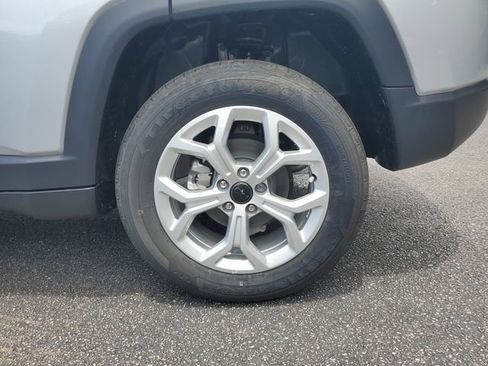 New 2025 Jeep Compass Sport image 10