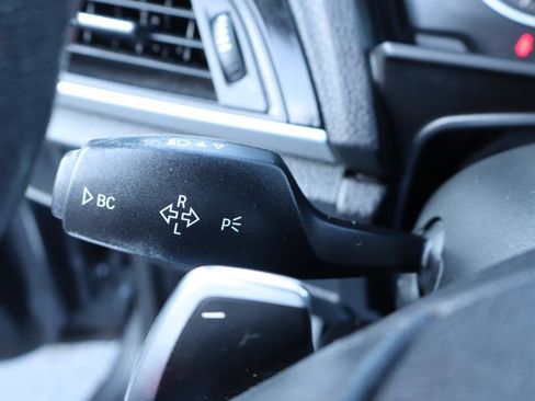 Used 2017 BMW 230i Coupe image 25