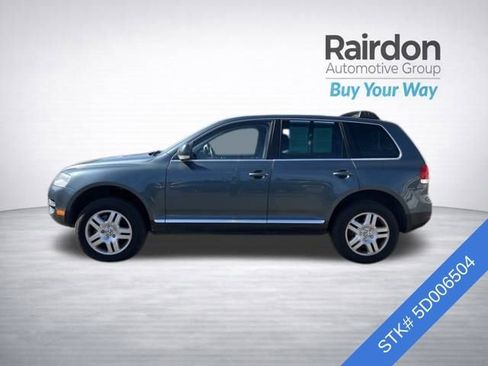 Used 2005 Volkswagen Touareg V8 AWD/4WD image 4