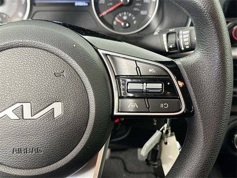 Used 2023 Kia Forte LXS image 19