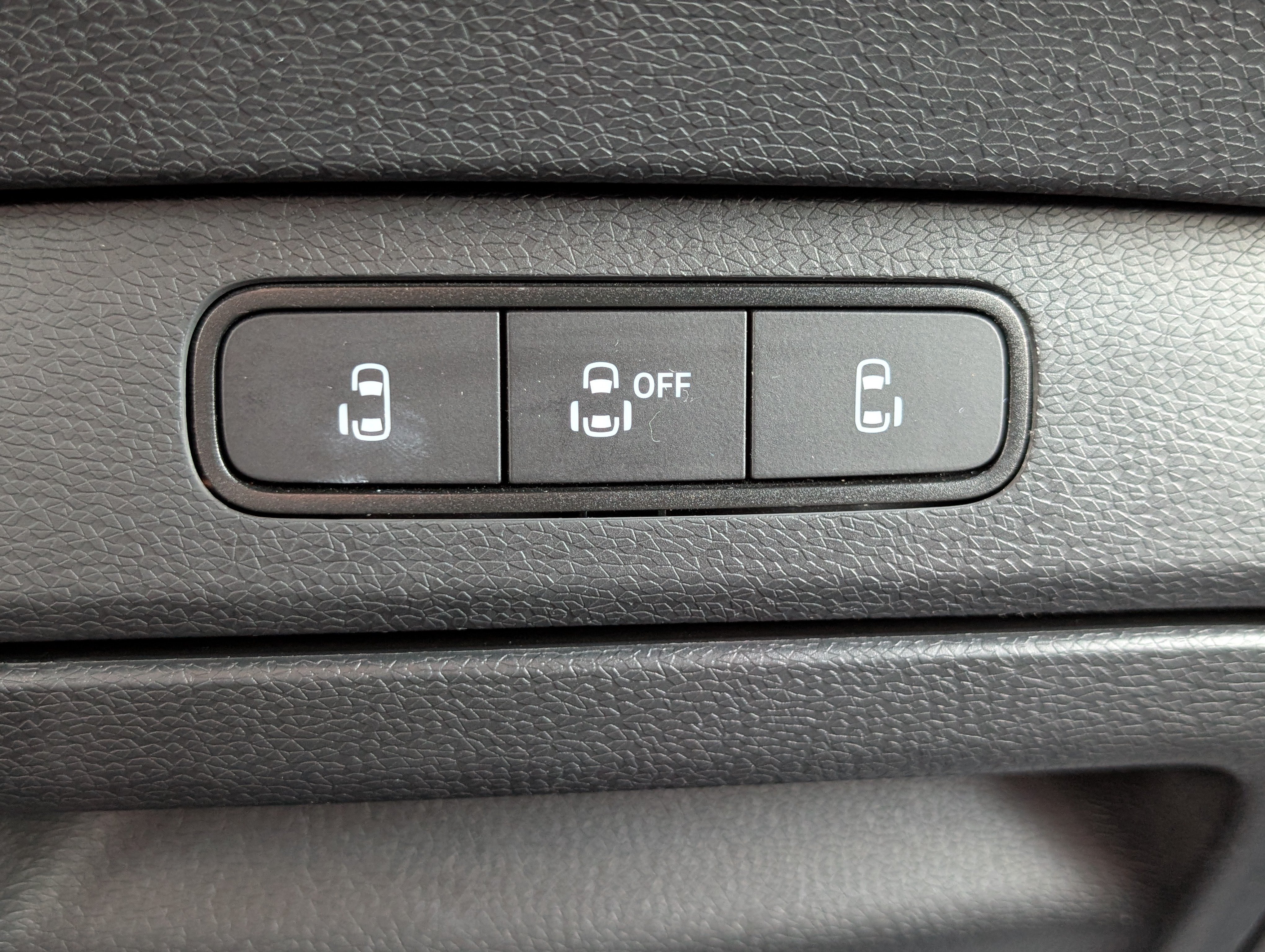 Used 2025 Volkswagen ID. Buzz 1st Edition RWD image 25