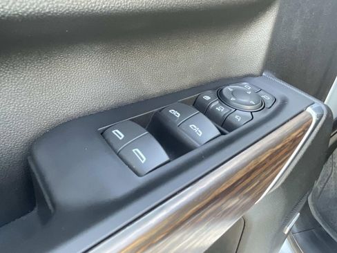 Used 2023 Chevrolet Silverado 2500 High Country w/ Z71 Off-Road Package image 16