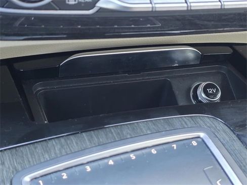 Used 2018 Audi Q7 3.0T Prestige image 28