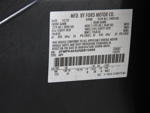 Certified 2022 Ford Edge Titanium image 23