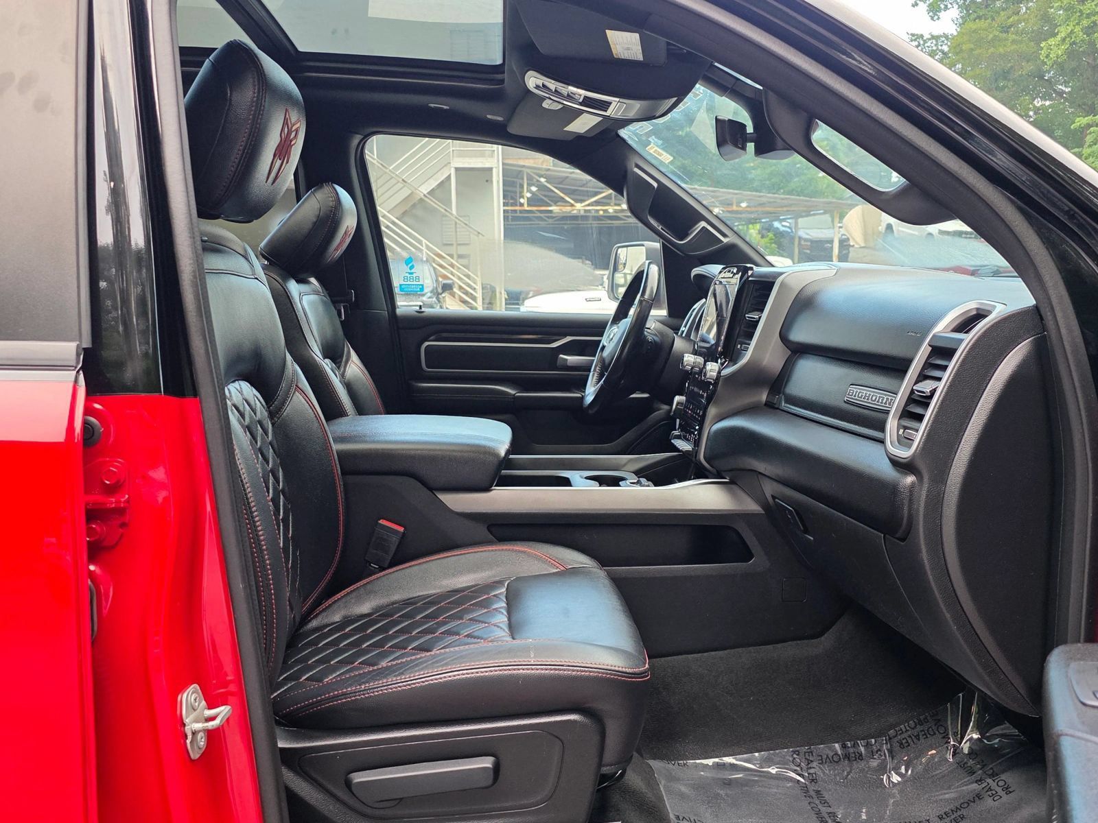 Used 2022 RAM 1500 Big Horn AWD/4WD image 32