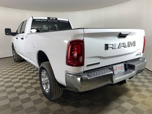 Used 2025 RAM 3500 Big Horn AWD/4WD image 12