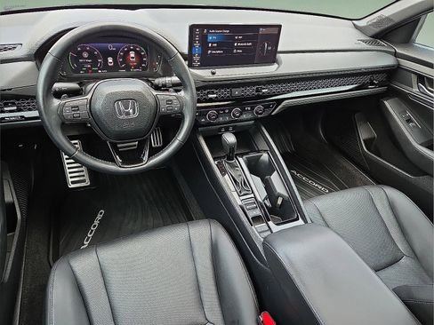Used 2024 Honda Accord Sport image 11