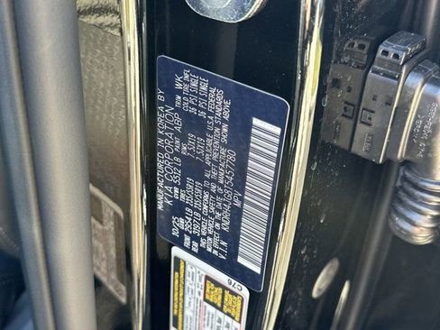 New 2026 Kia Sorento EX w/ EX Premium Package FWD image 10