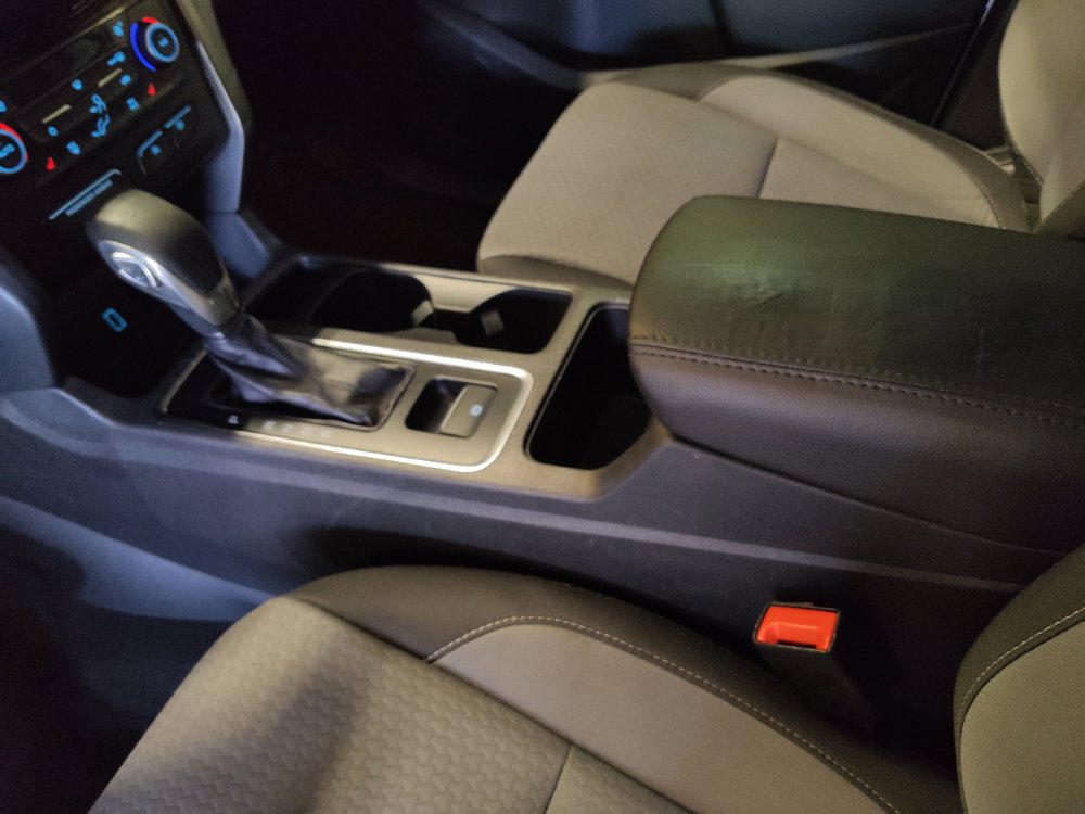 Used 2019 Ford Escape SE FWD image 26