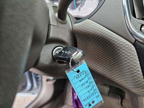 Used 2017 Chevrolet Cruze LS image 19