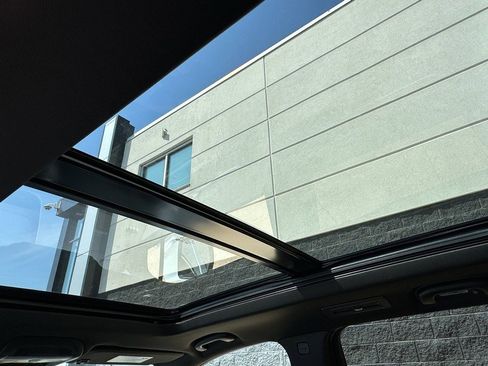 New 2025 Cadillac XT6 Premium Luxury w/ Technology Package image 9