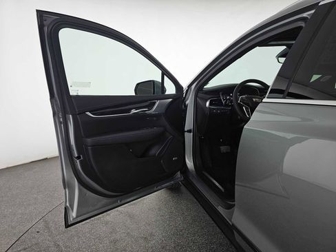 New 2026 Cadillac XT5 Premium Luxury w/ LPO, ONYX Package image 19