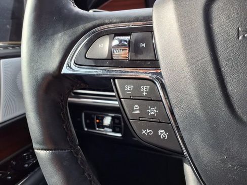 Certified 2024 Lincoln Navigator Reserve AWD/4WD image 16