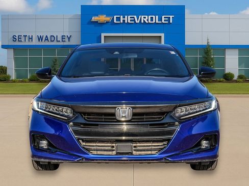 Used 2021 Honda Accord Sport image 2