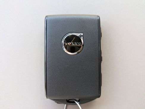 New 2026 Volvo XC90 B6 Core image 29