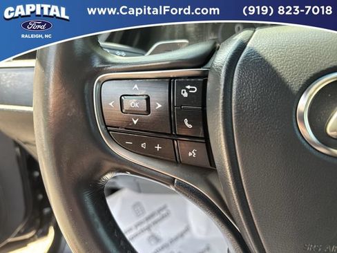 Used 2023 Lexus ES 350 w/ Accessory Package (Z1) FWD image 23