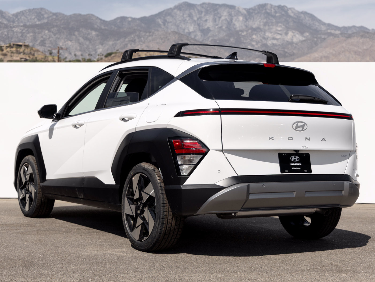 New 2026 Hyundai Kona Limited FWD image 4