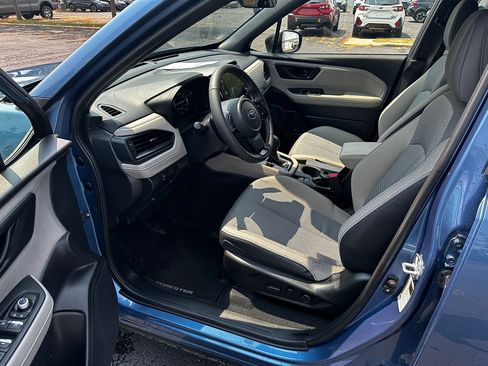 Certified 2025 Subaru Forester Premium AWD/4WD image 14