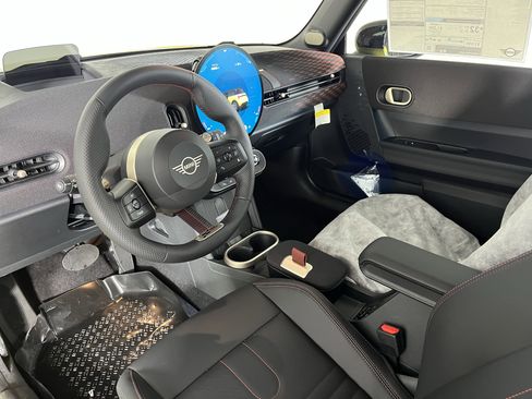 New 2026 MINI Cooper S image 10