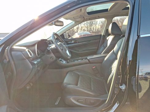 Certified 2022 Nissan Maxima Platinum w/ Sport Mat Group image 13
