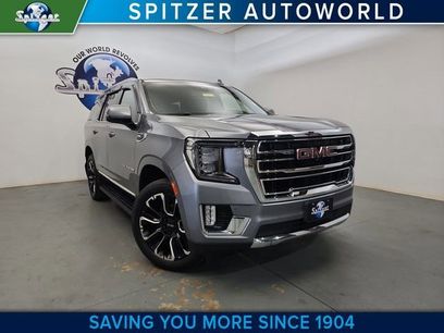 Used 2022 GMC Yukon SLT w/ SLT Premium Package