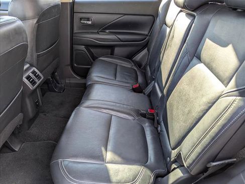 Used 2020 Mitsubishi Outlander SEL image 18