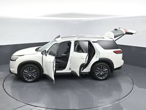 Used 2022 Nissan Pathfinder SL w/ SL Premium Package FWD image 59