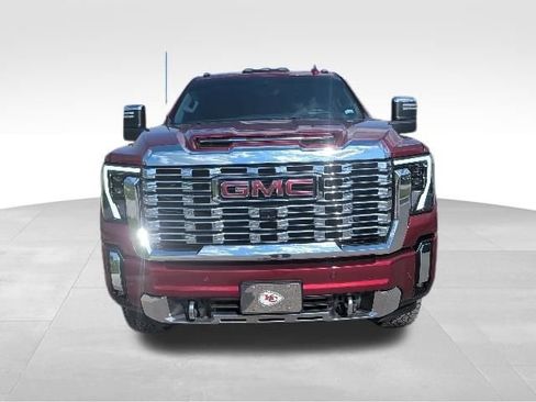 Used 2024 GMC Sierra 2500 Denali w/ Denali Reserve Package AWD/4WD image 8
