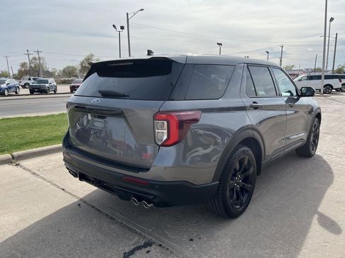 Used 2022 Ford Explorer ST w/ Equipment Group 401A image 6