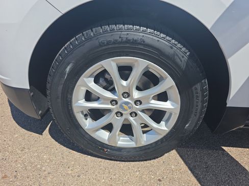 Used 2019 Chevrolet Equinox LT image 26