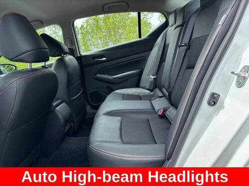 Used 2022 Nissan Altima 2.5 SR AWD/4WD image 12