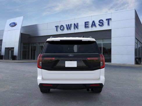 New 2025 Ford Expedition Tremor image 5