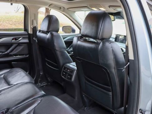 Used 2016 MAZDA CX-9 Touring image 26