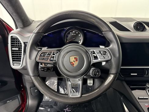 Certified 2023 Porsche Cayenne Turbo AWD/4WD image 36