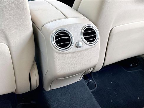 Certified 2022 Mercedes-Benz GLC 300 4MATIC image 25