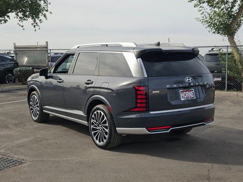 New 2026 Hyundai Palisade Calligraphy FWD image 4