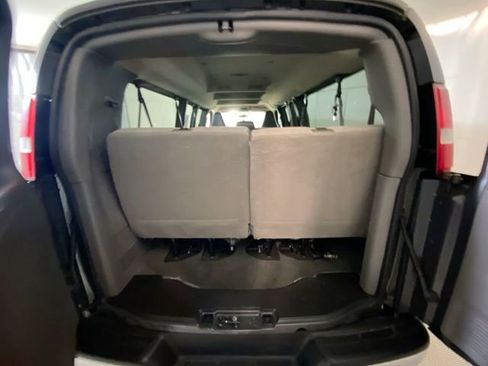 Used 2016 Chevrolet Express 3500 LT w/ LT Preferred Equipment Group image 14