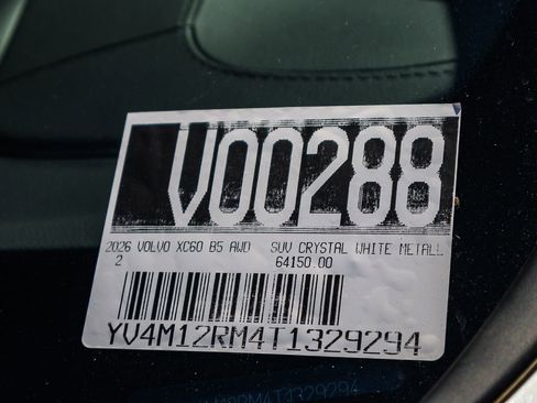 New 2026 Volvo XC60 B5 Ultra w/ Climate Package image 37