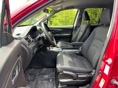 Used 2023 Honda Ridgeline Sport image 10