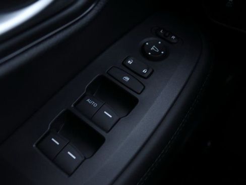 New 2026 Honda HR-V LX image 16