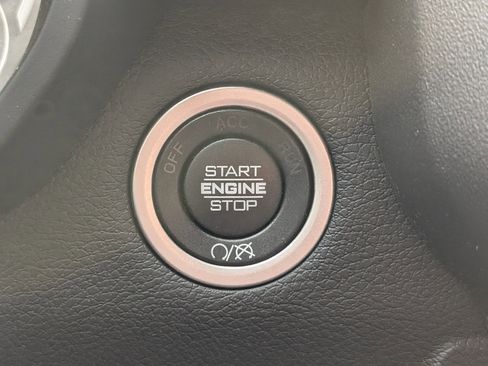 Used 2024 RAM 2500 Big Horn w/ Bed Utility Group image 31