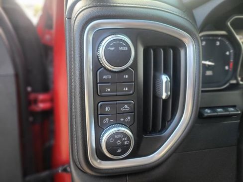 Used 2022 GMC Sierra 2500 Denali w/ Denali Ultimate Package image 21