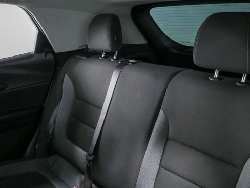 Used 2023 Chevrolet TrailBlazer LT FWD image 24